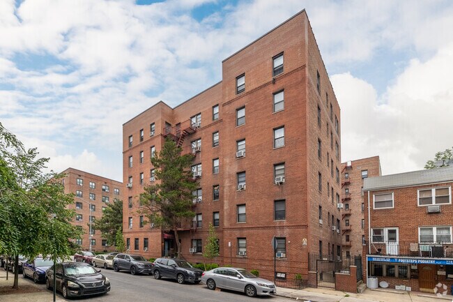 10010 67th Road - 10010 67th Rd