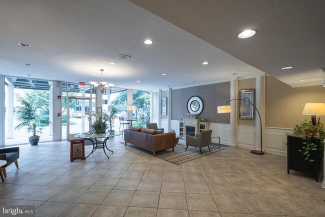 Photo - 10570 Main St Unit 524