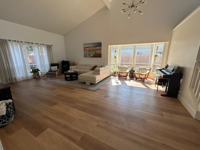 Photo - 10377 W Alliance St