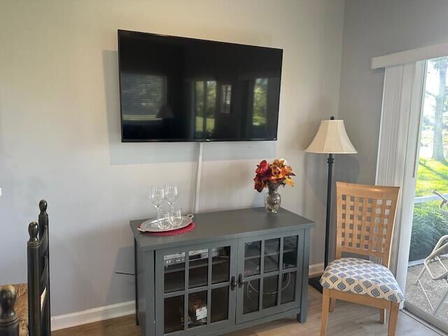 Photo - 8292 Mulligan Cir Unidad A