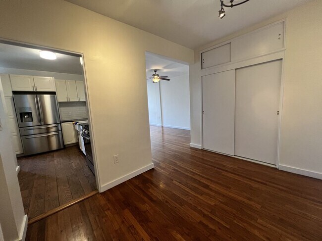 Photo - 50 Kenilworth Pl Unit 3A