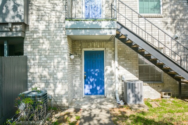 Photo - 9700 Leawood Blvd Unidad 1601