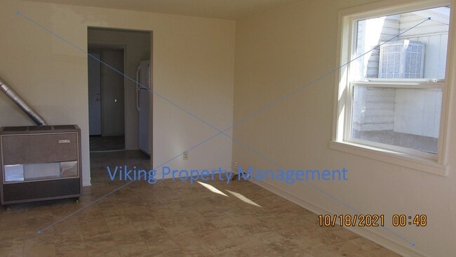 Photo - 555 SE 2nd St