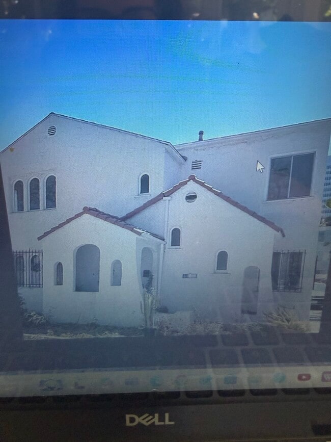 Building Photo - 6326 W 6th St Unit 1