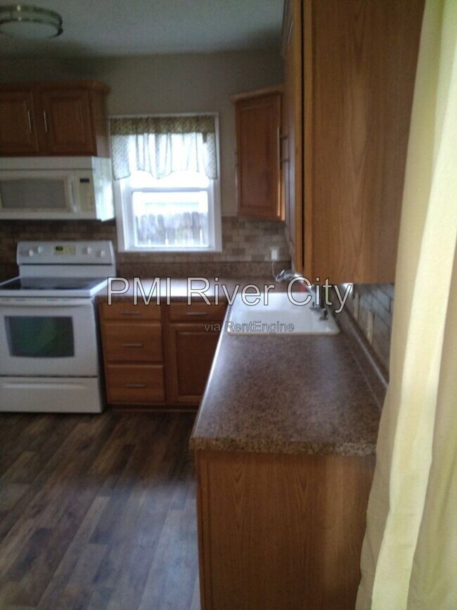 Photo - 5018 Birkenhead Rd