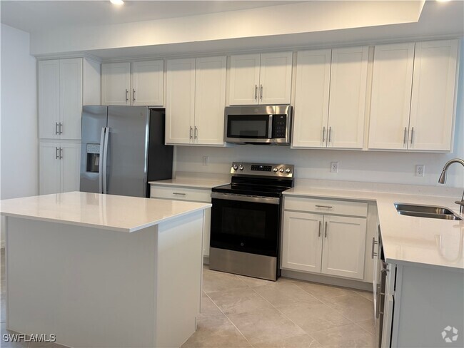 Building Photo - 5555 Double Eagle Cir Unit 3934 Rental