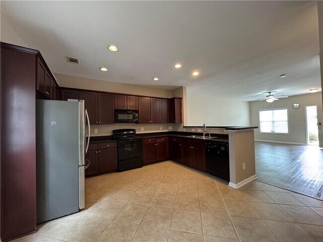Photo - 3058 Cedar Glade Ln NE