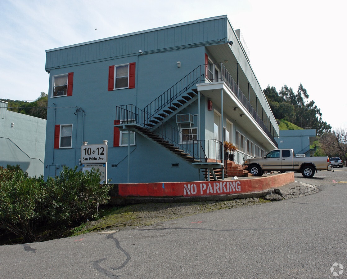 10-12 San Pablo Ave - Redwood Highways Apartments