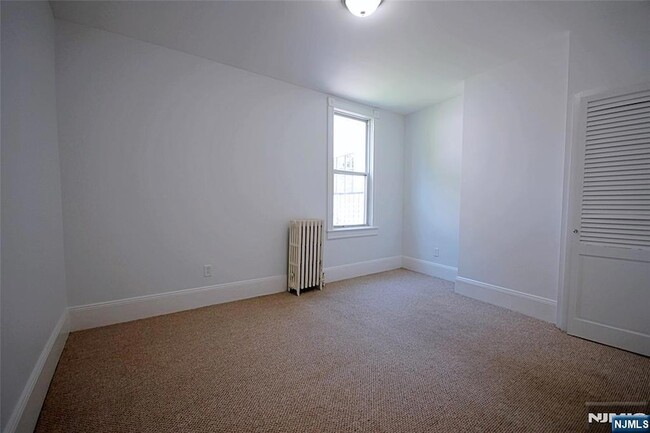 Photo - 154 Undercliff Ave Unit 5