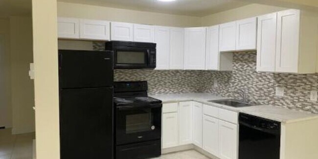 403 Conklin St - 403 Conklin St Townhome