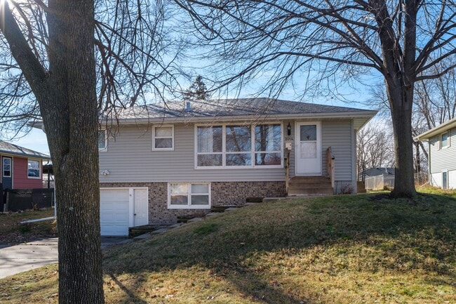 Photo - 2014 23rd St NW