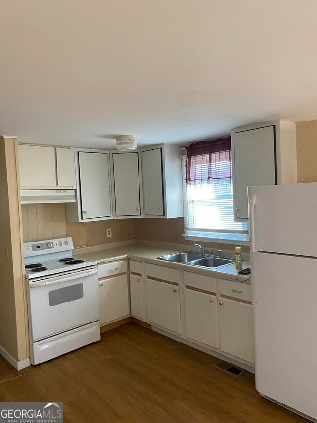 Photo - 103 Juniper Ln