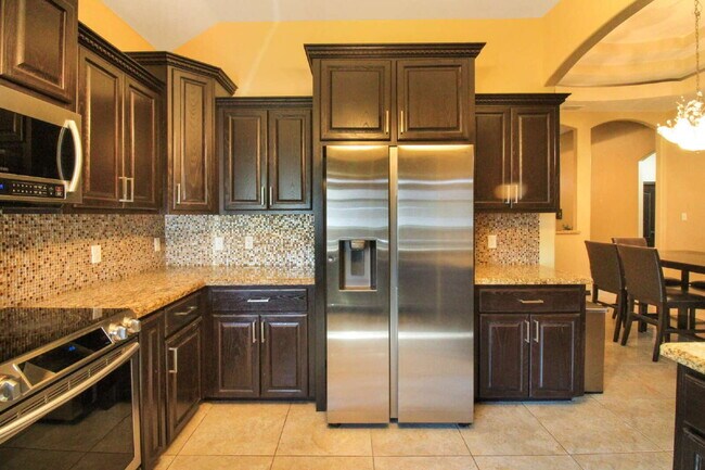 Photo - "Charming 3-Bedroom Oasis with 2 Full Baths on Colorado Avenue, McAllen!"
