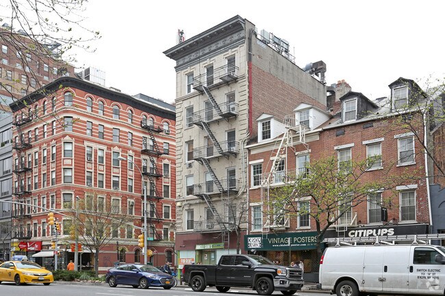 Photo - 301 West 17th Street