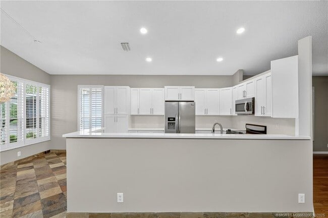 Photo - 2274 SW Olympic Club Terrace