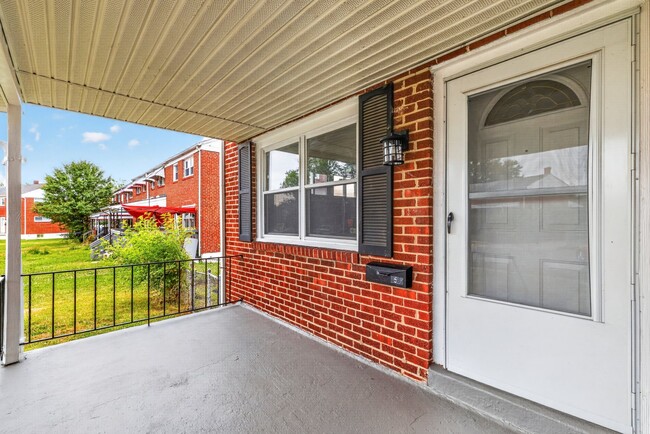 Photo - 1524 Barkley Ave