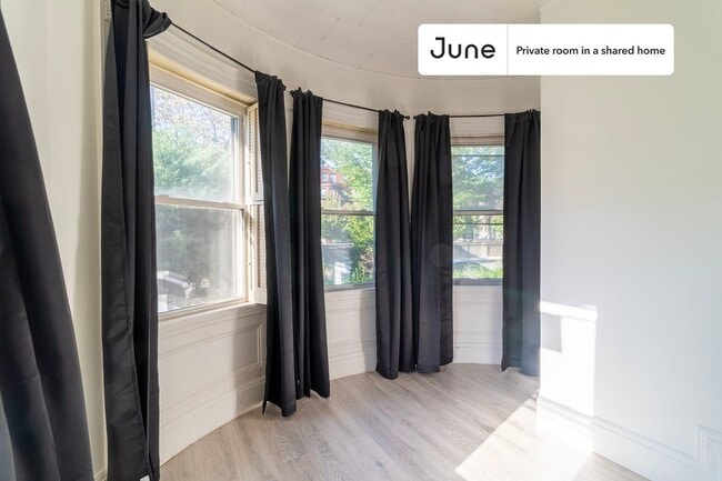 Photo - Room in Shared 4 bed/1.5 bath home Unidad D