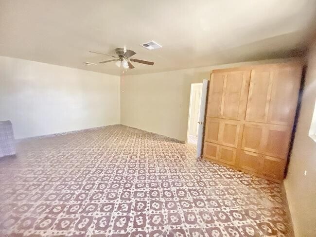 18446 Boren Pl