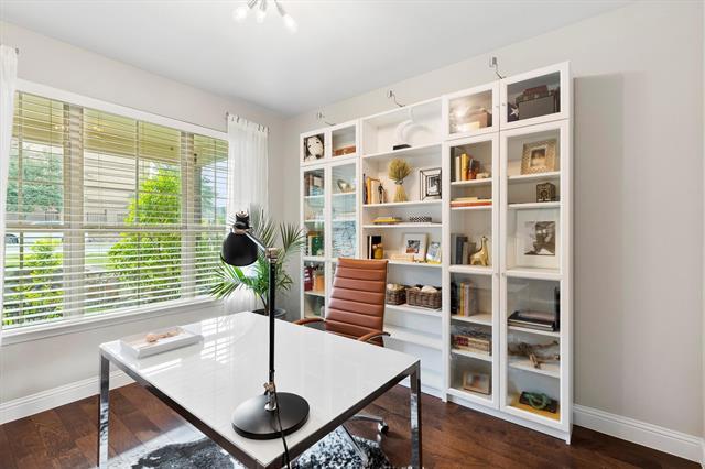 Photo - 4520 Del Rey Ave