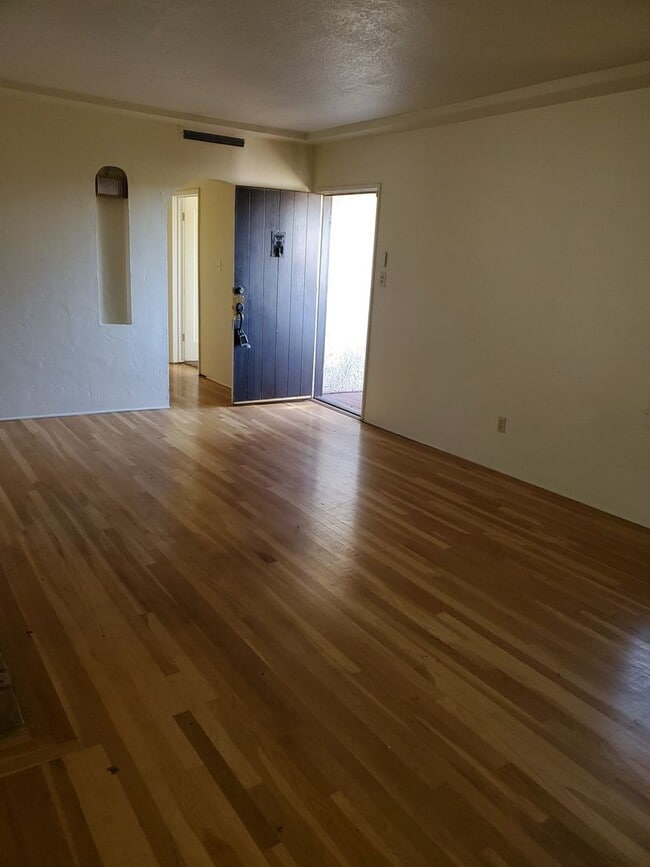 Photo - Charming Spanish Style Villa in the heart of Tower! Unit 1222