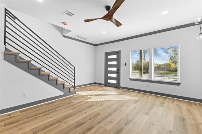 Photo - 7949 Attwater St Unidad B