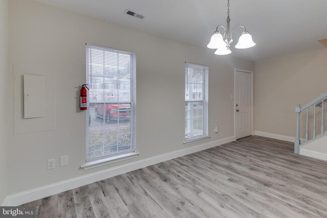 Photo - 47726 Devin Cir