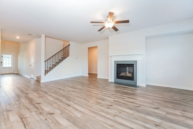 Photo - 780 Sara Mdw Rd