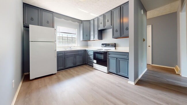 Photo - 448-450 Bartley Unit 450