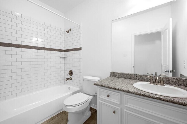 6122 W Mt Houston Rd Unit A/B/D