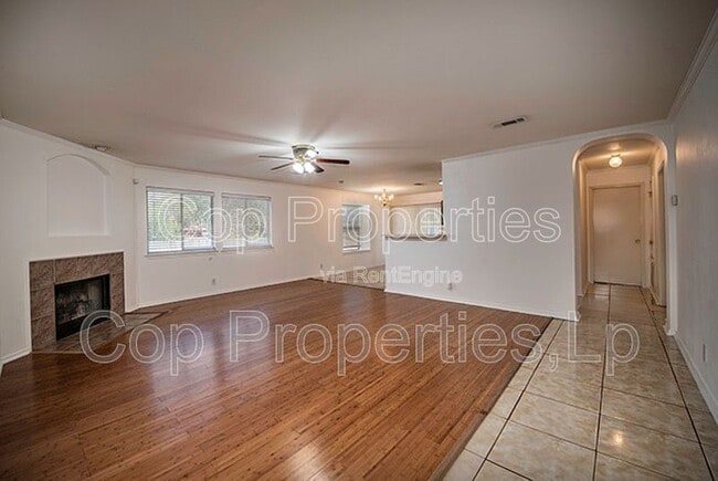 Photo - 7127 Still Hollow Dr