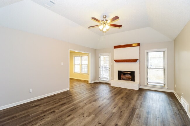 Photo - 7309 Schilling Cove E