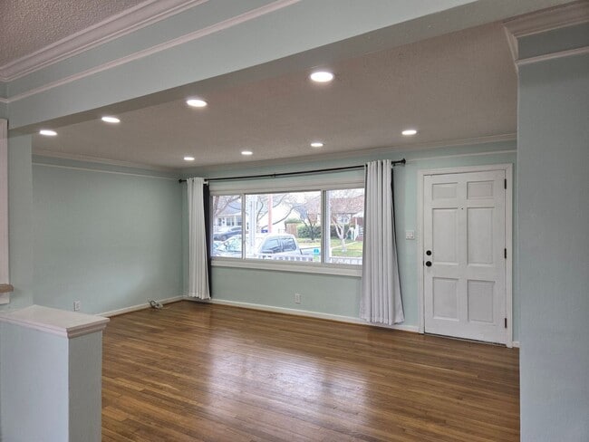 Photo - Move In Ready!