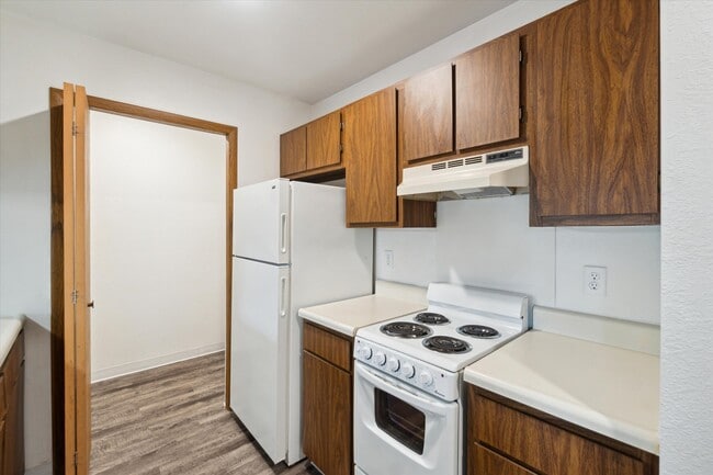 Photo - Countryside Apartments