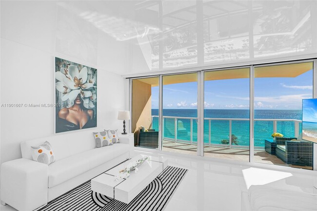 Building Photo - 2501 S Ocean Dr Unit 1024 (available Novemb 7)