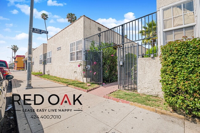 Photo - 2417 W Vernon Ave Unit 2427