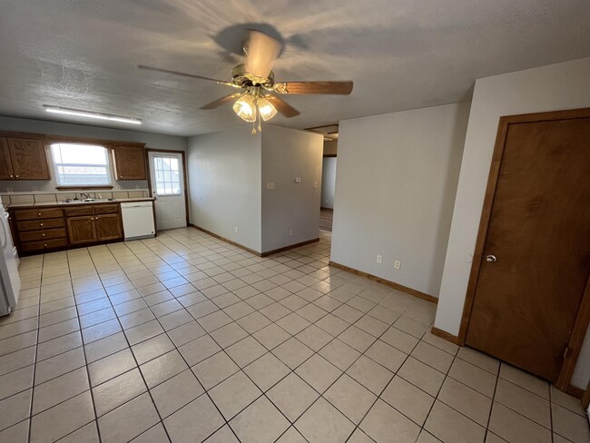 Photo - 150 Corum Cove