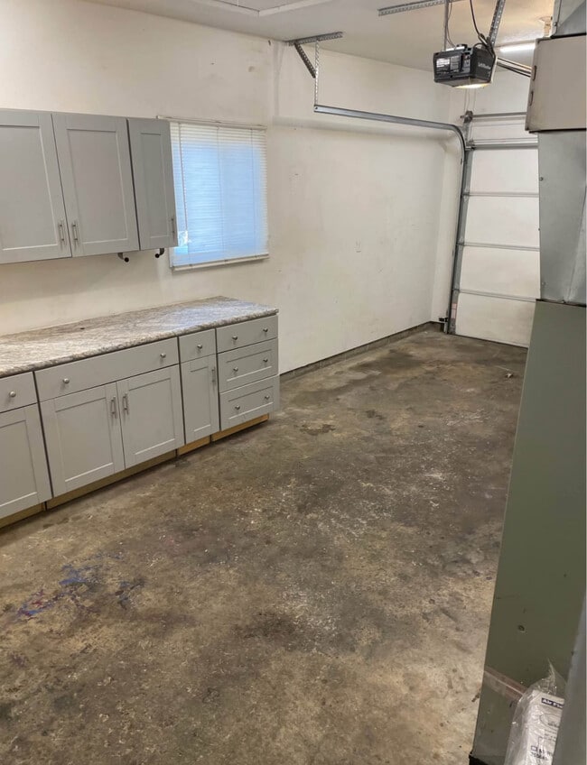 Photo - 730 Eastgate Dr