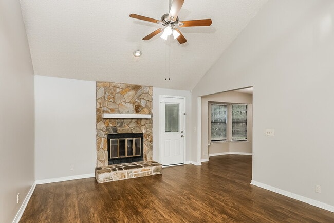 Photo - 8315 Crosswind Rd