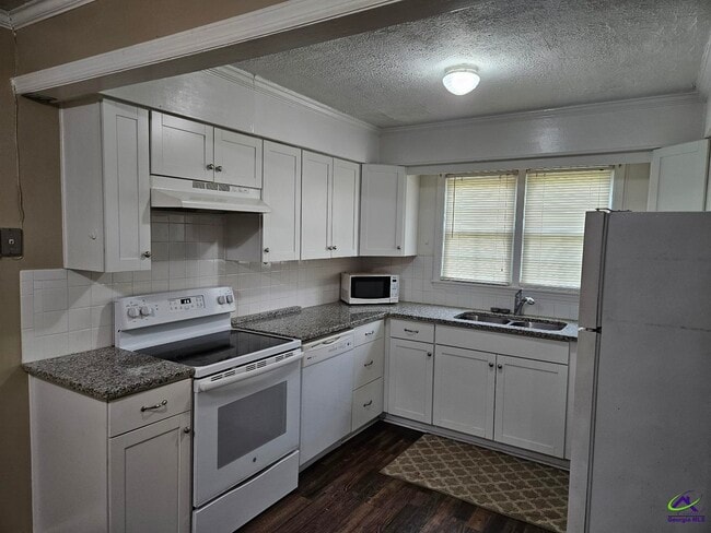 Photo - 3236 Peach Pkwy