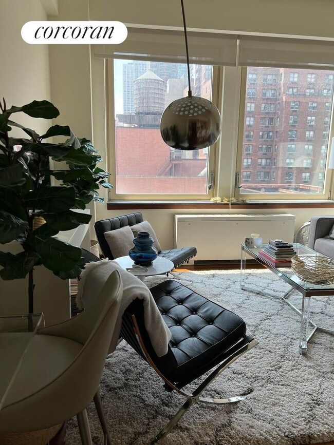 Photo - 305 E 63rd St