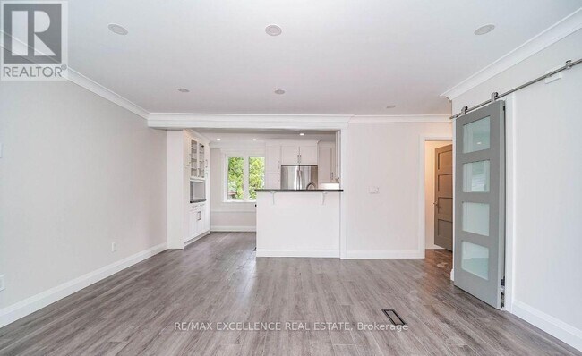 Photo - 49 Royce Ave