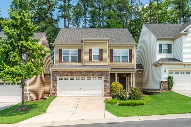 Building Photo - Gorgeous 3 Bedroom townhome in Brier Village near RTP!
