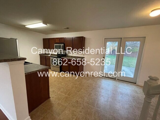 Photo - 177 Sagebrook Dr