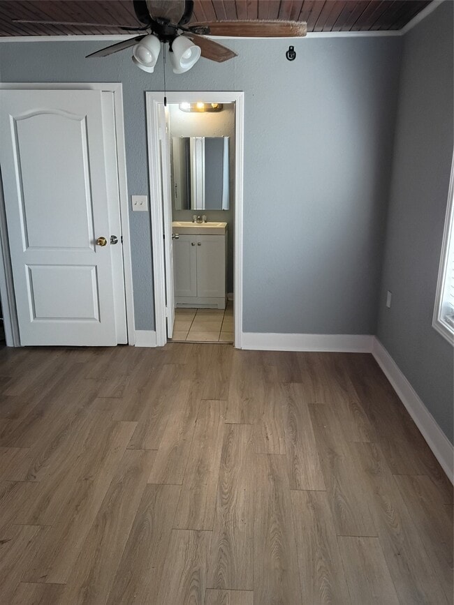 Photo - 10330 S Oswego St