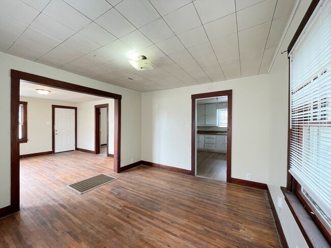 Photo - Large 1 bedroom home