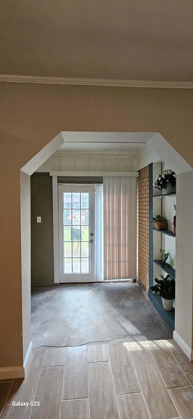 Photo - 4102 California Ave