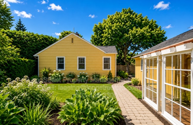 Photo - 744 NW 16th St