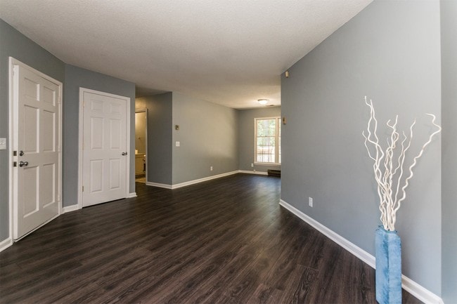 Photo - 2413 Keith Dr