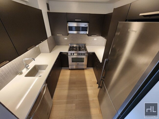 Photo - East 39th Street Unit 23B