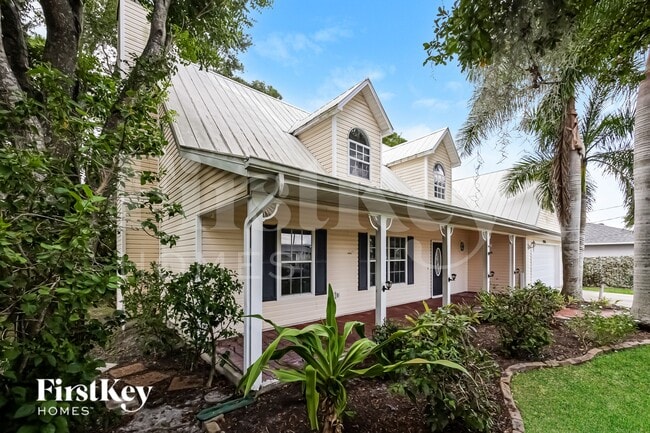 Photo - 9264 Cypress Dr N